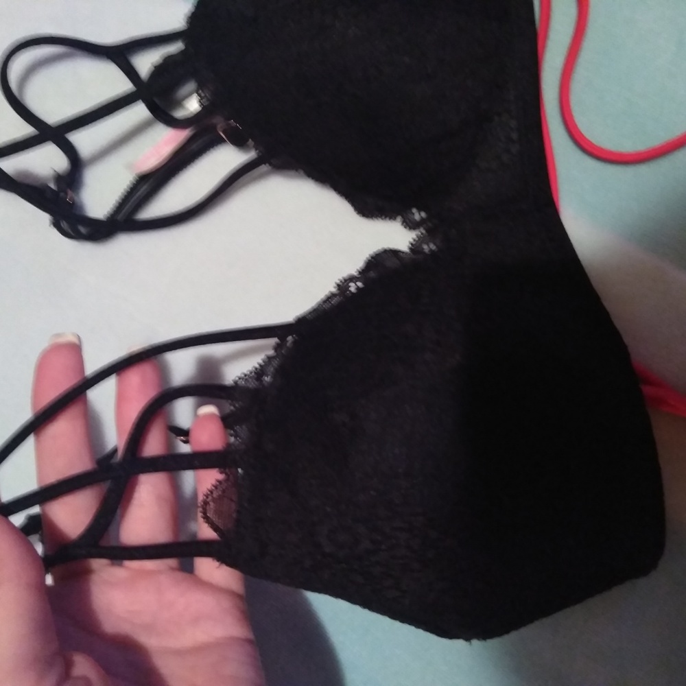 Pink bra bundle - Picture 3 of 4